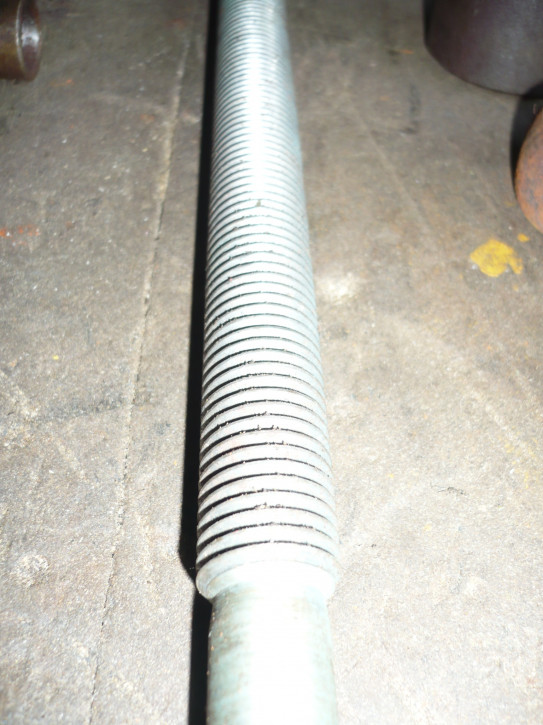 threaded rod (spindle) for 1.5 tons DDR Takraf Scissor lift Lunzenau