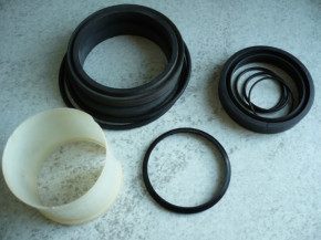 Hydraulic seal kit VEB Fortschritt T174 mobile excavator DDR machinery (Cylinder with 70mm rod, square head)