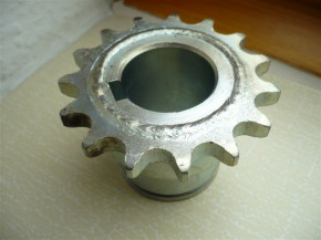 chain sprocket wheel, 15 teeth with hub for IME, REMO, Slift-Classic, Longus, AFV-Sopron lift