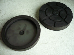 lift pad, rubber pad, rubber plate for Ravaglioli type inter alia KPN 337 (123 mm x 25 mm without pins, with steel insert)