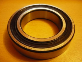 SKF/FAG groove ball bearings for 1 post lift Hofmann type Monolift ME 2.0 (upper end of the spindle under the V-belt pulley)